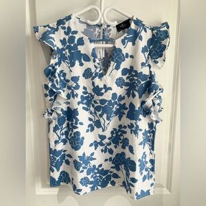White & Blue Floral Print Short Sleeve Top.